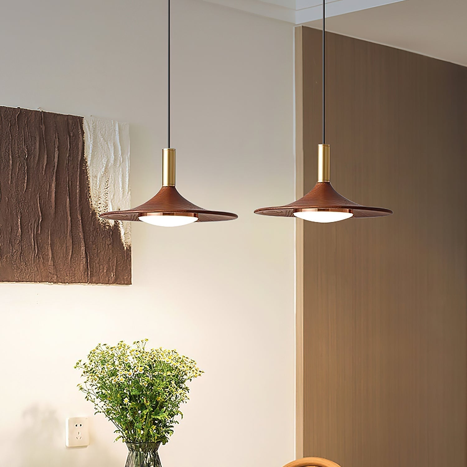 Pend­­ant Light Hat Shape Midcentury - Letslighting