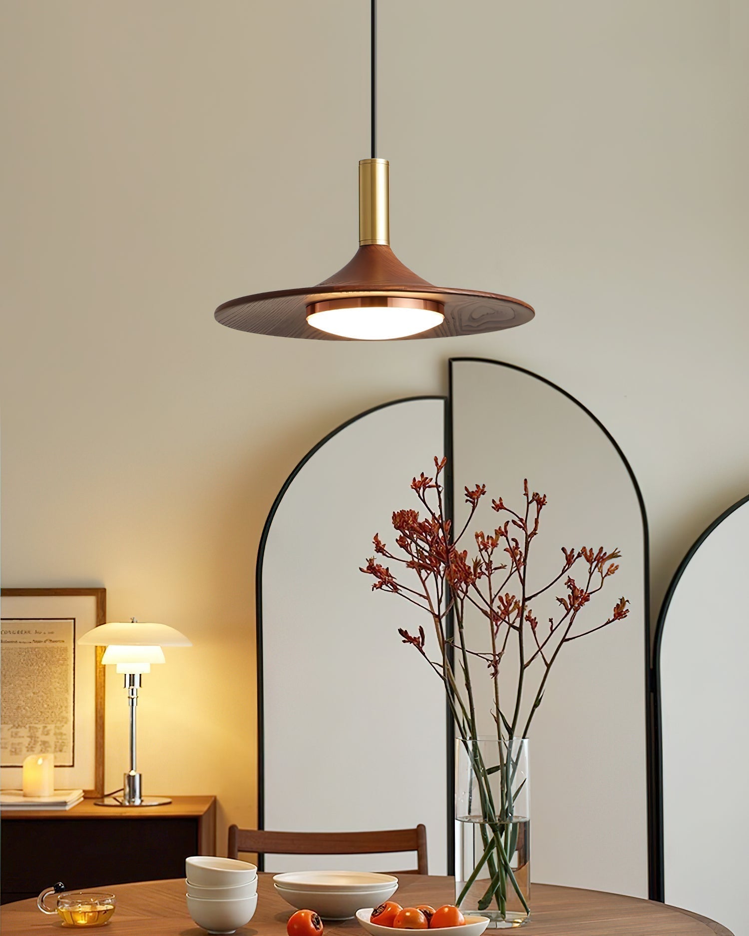 Pend­­ant Light Hat Shape Midcentury - Letslighting