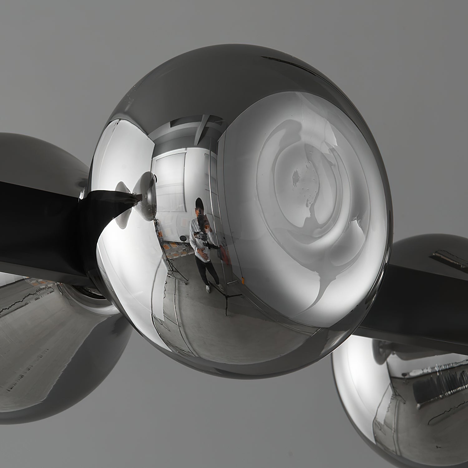 Nebula Chandelier - Blowlighting