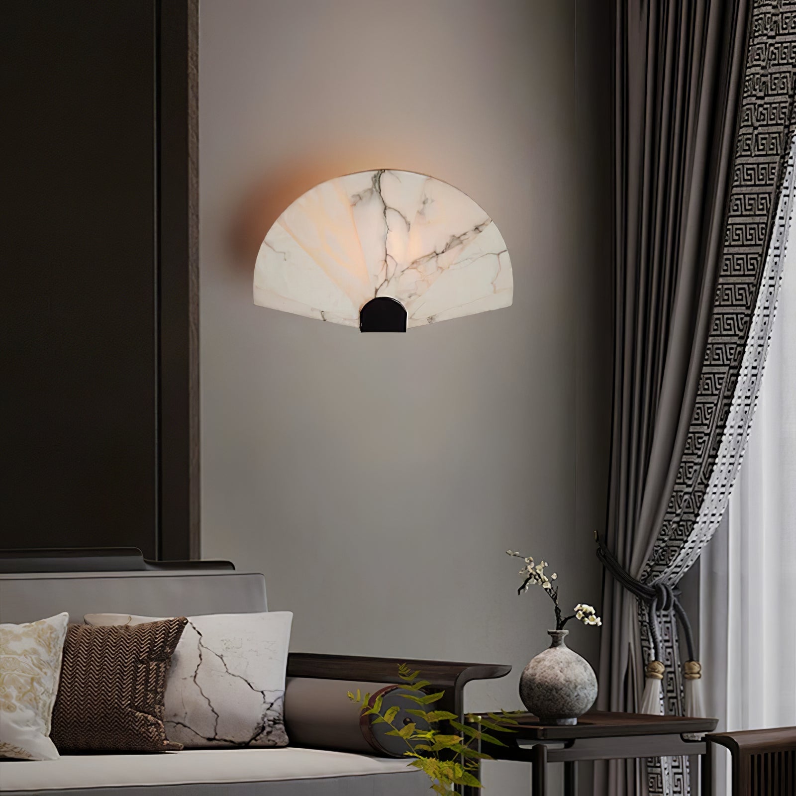 Aurelia Minimalist Alabaster Wall Light - Neutralighting