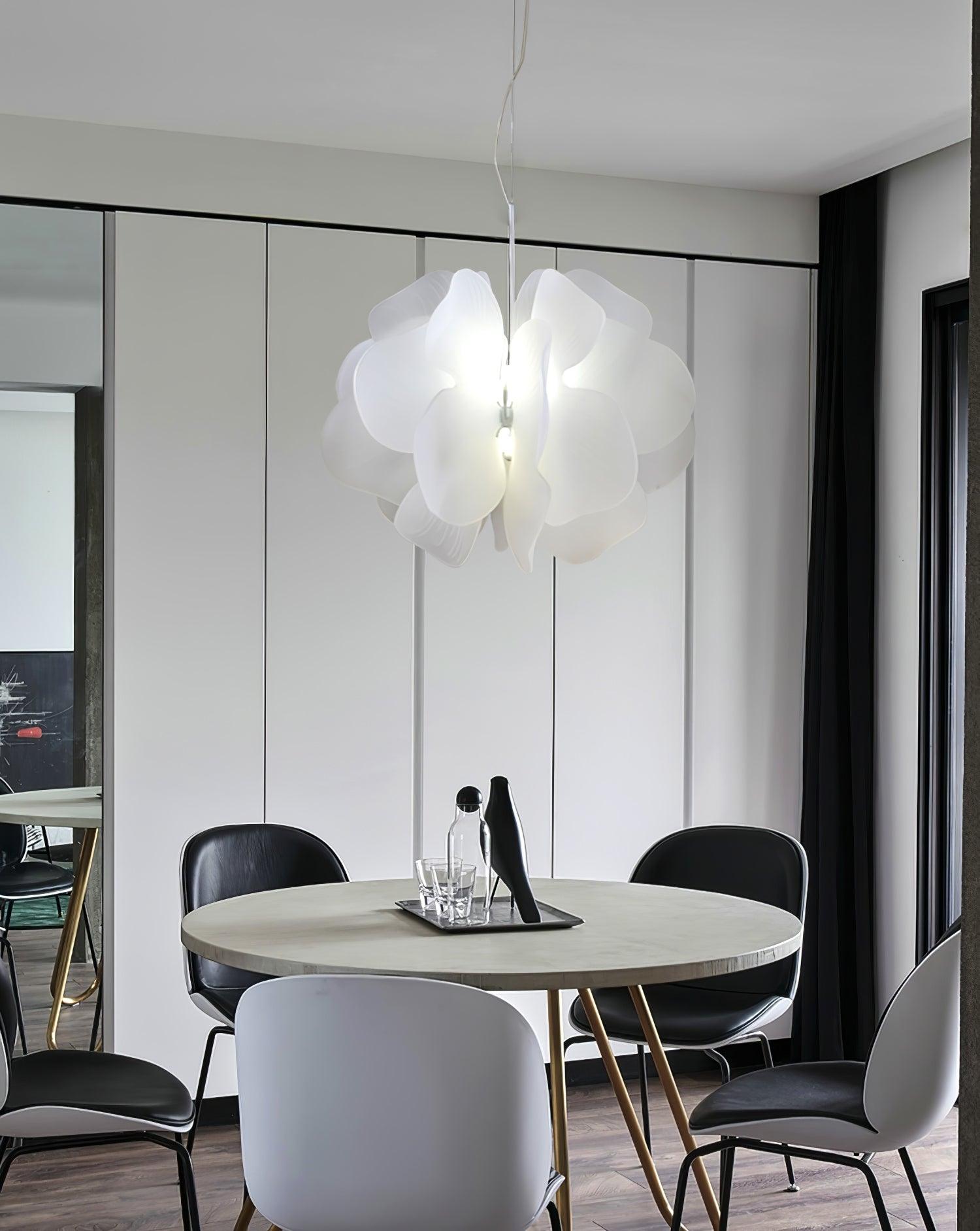 Nightbloom Pendant Lamp - Blowlighting