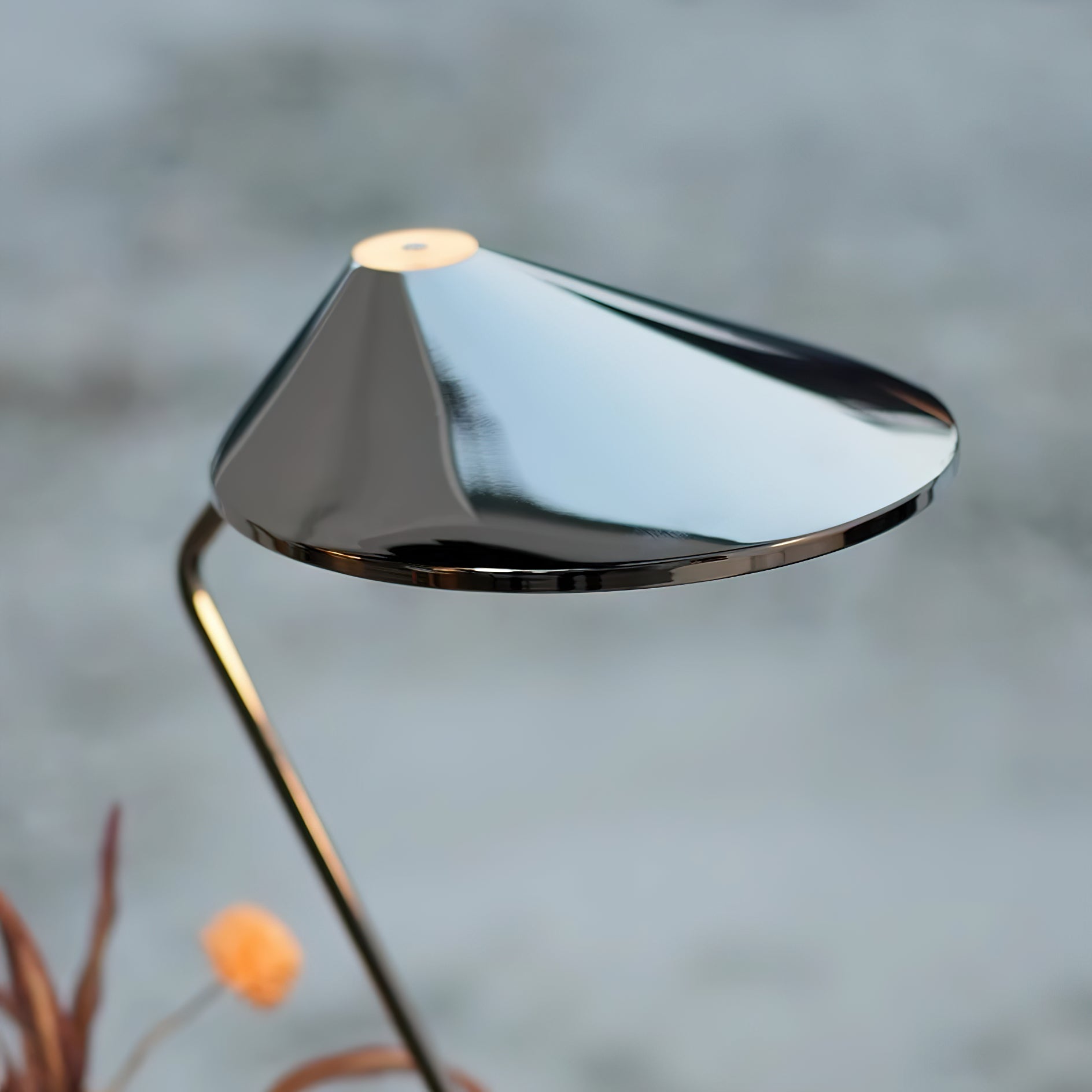 Non La Table Lamp - Lamp Copper
