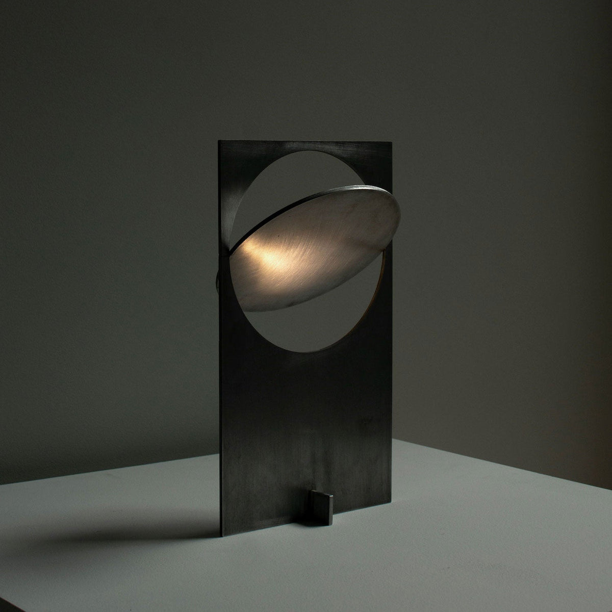 OBJ-01 Table Lamp - Lamp Copper