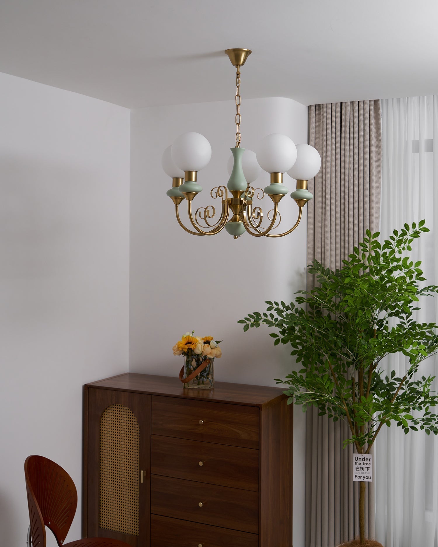 Onyx Chandelier - Blowlighting