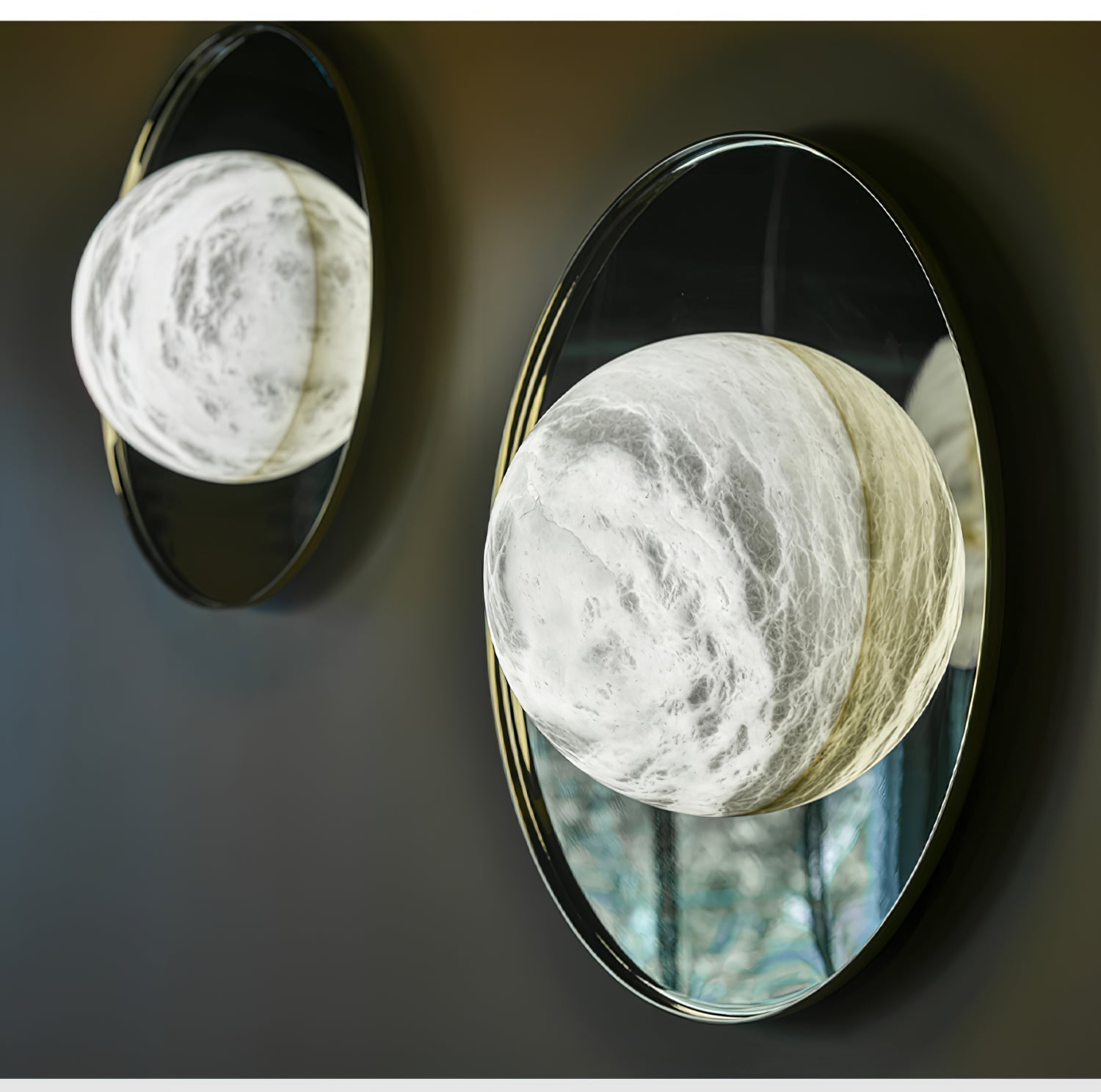 Lyra Modern Alabaster Wall Light - Neutralighting