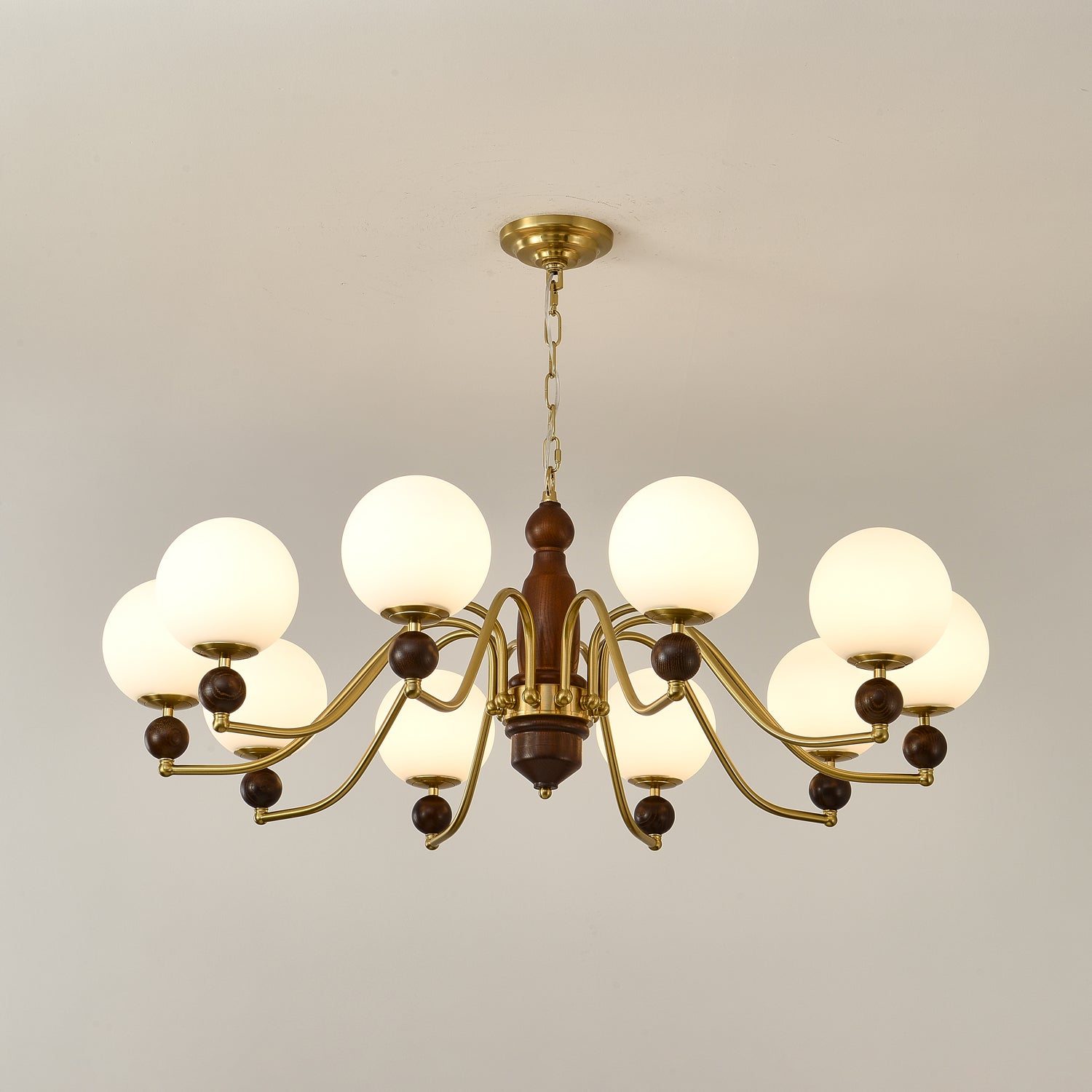 Ornate Heritage Chandelier - Blowlighting