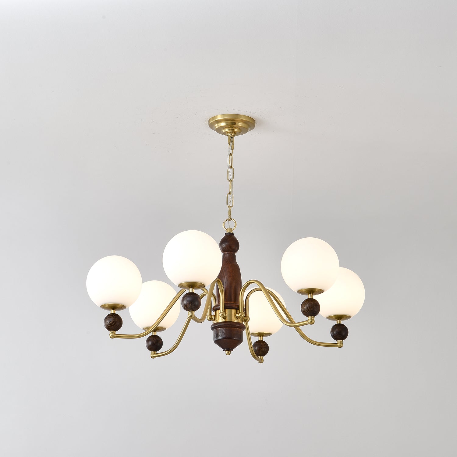 Ornate Heritage Chandelier - Blowlighting