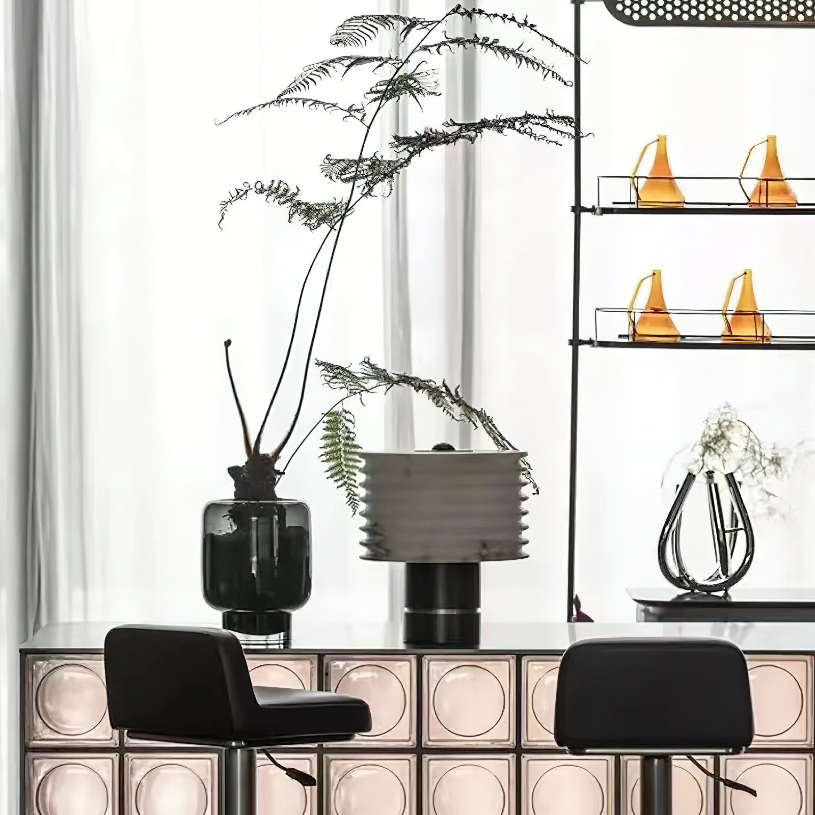 Outela Table Lamp - Lamp Copper