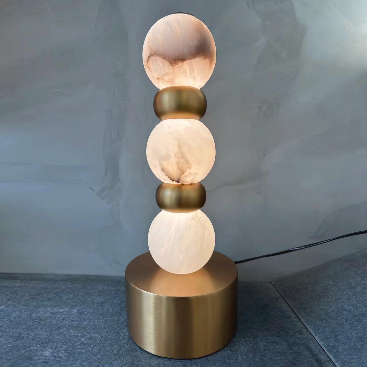 Pearl Xyx Table Lamp - Lamp Copper