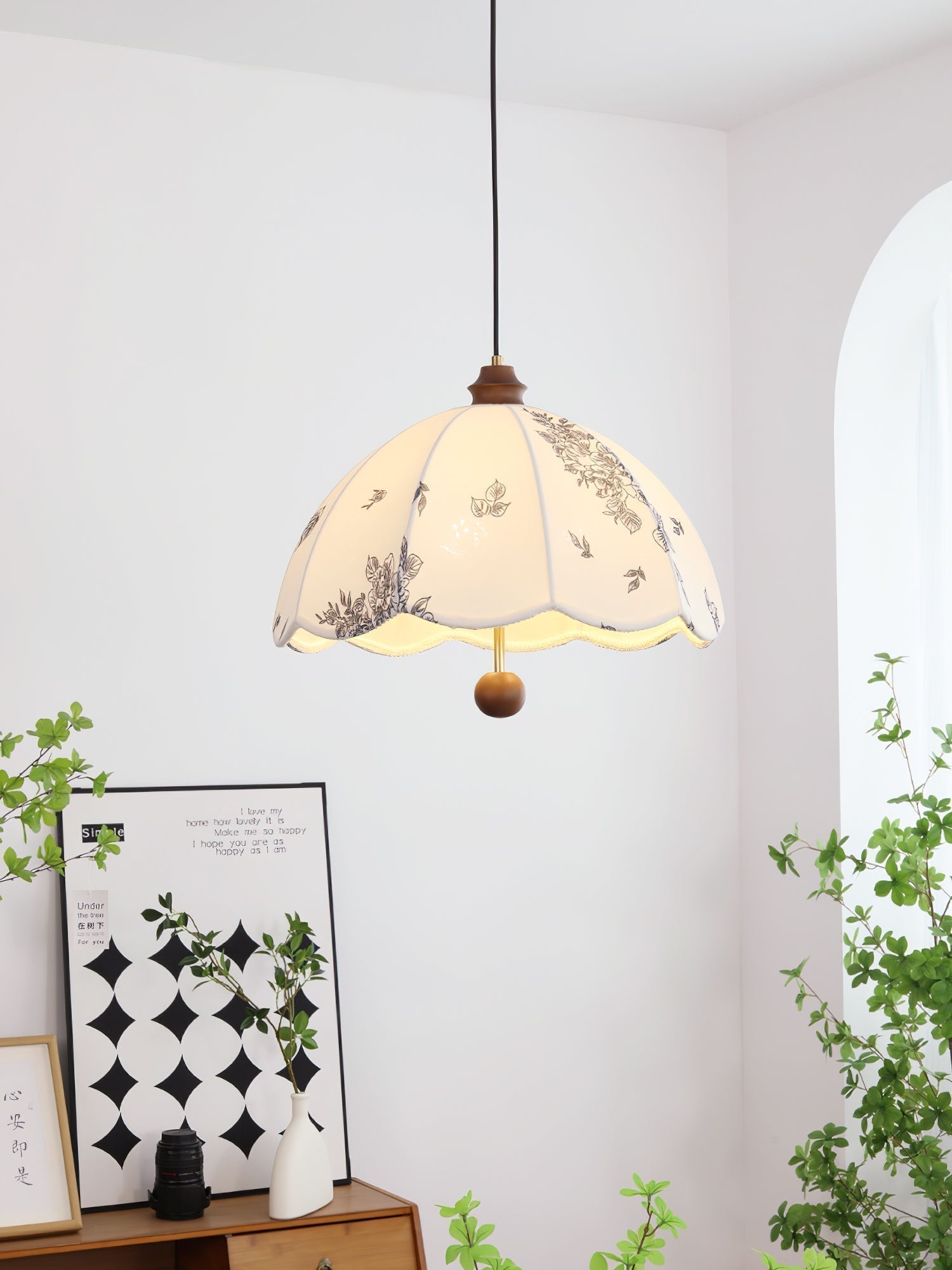Petal Whisper Pendant Lamp - Blowlighting