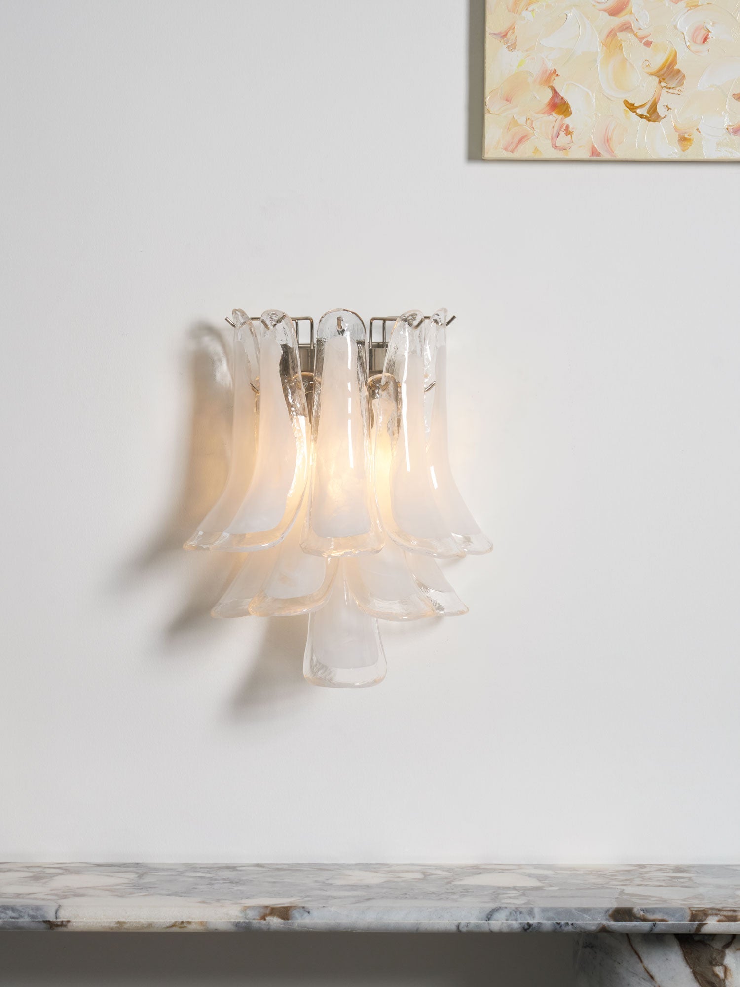 Aurora Wall Light Petal Shaped Glass Vintage Artistic - Neutralighting