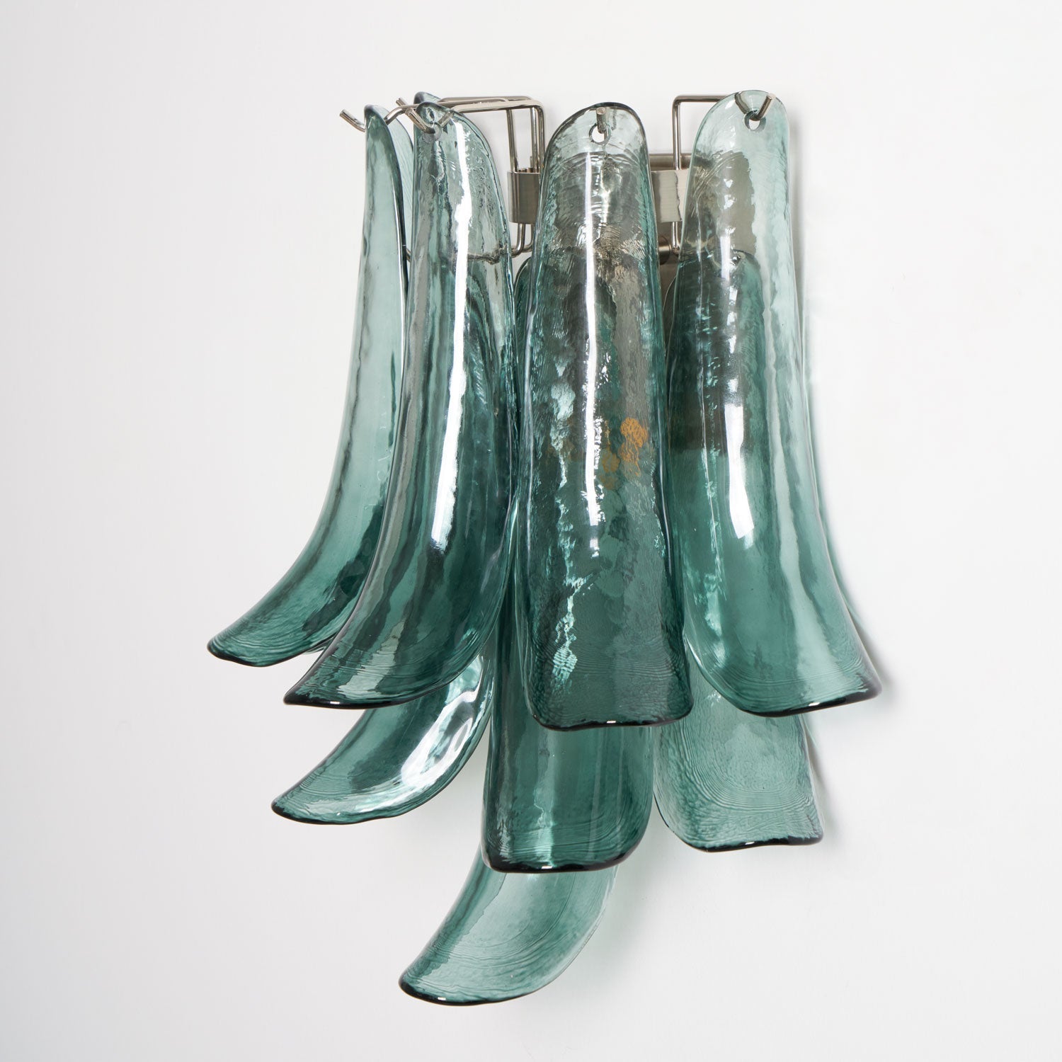 Aurora Wall Light Petal Shaped Glass Vintage Artistic - Neutralighting