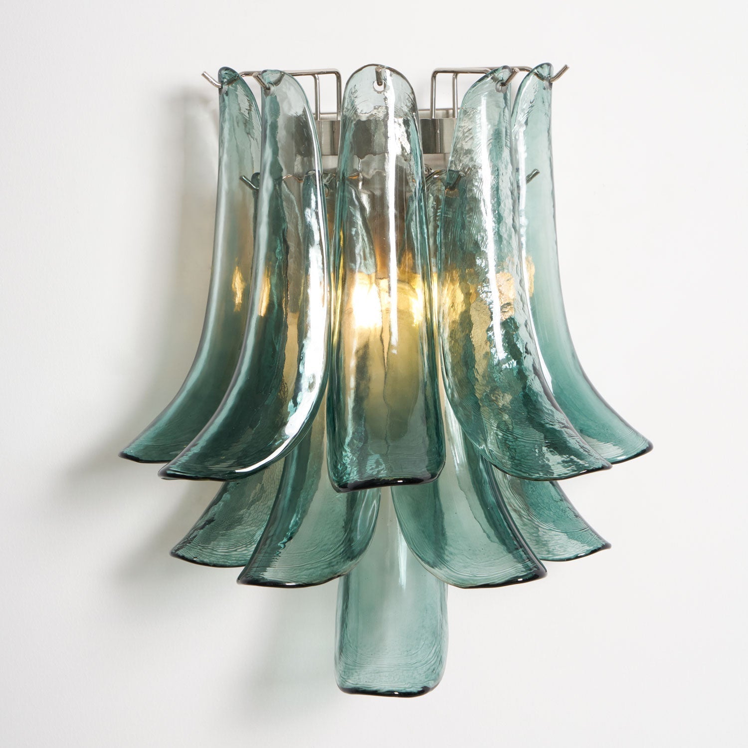 Aurora Wall Light Petal Shaped Glass Vintage Artistic - Neutralighting