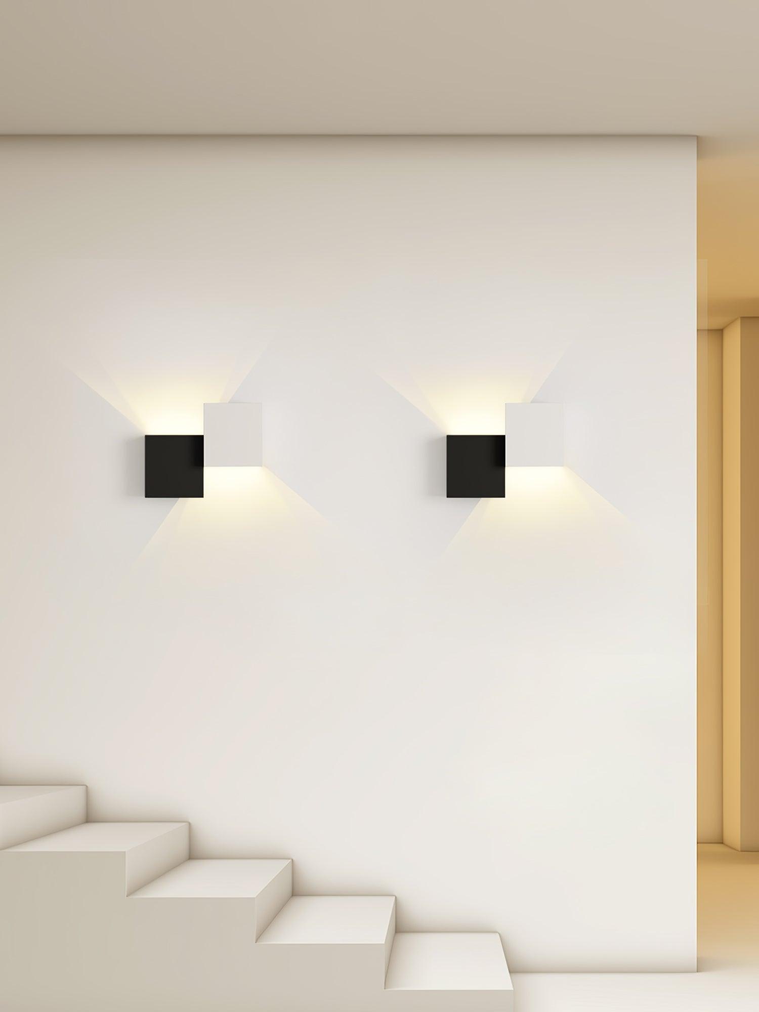 Gianna Modern Metal Wall Lamp - Blowlighting