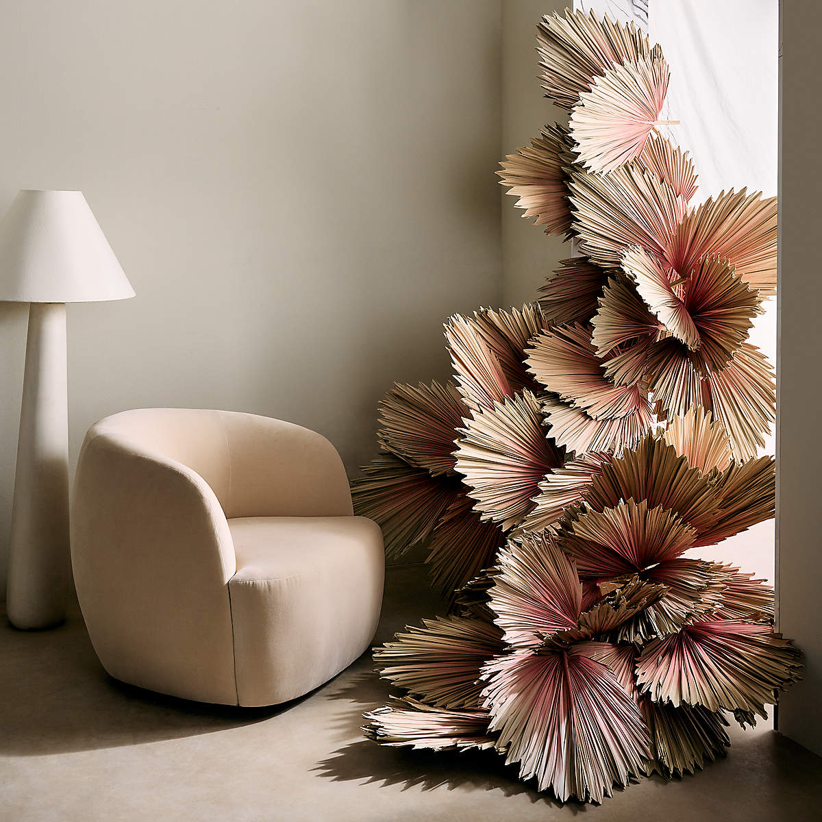 Polar White Floor Lamp - Lamp Copper