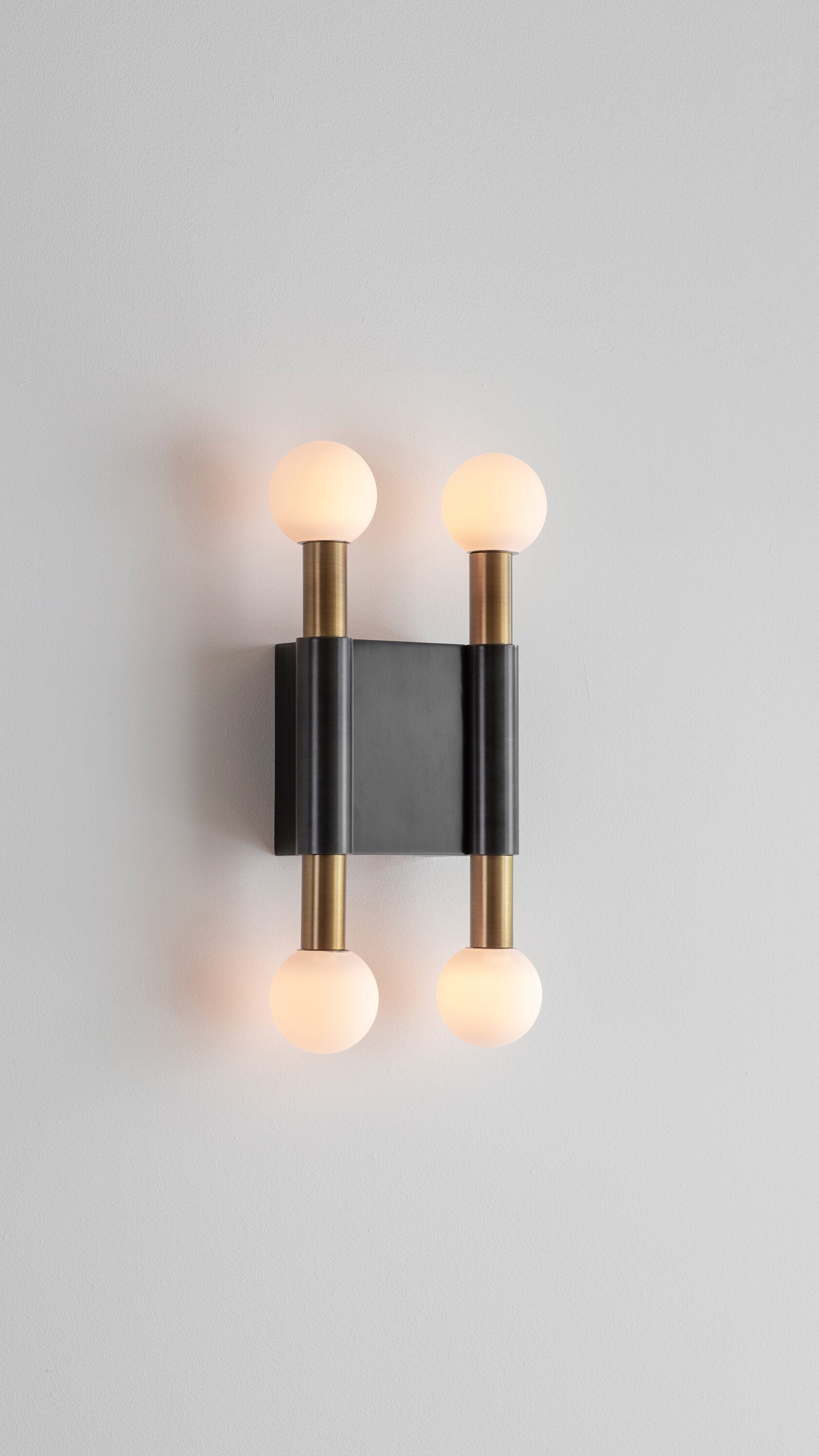 Vomaria Modern Minimalist Circile Metal Wall Lamp - Lamp Copper