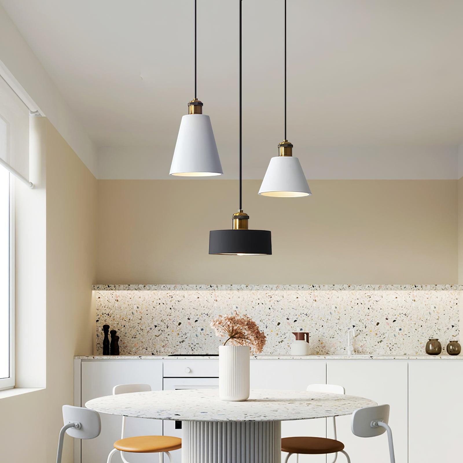 Resin Geometric Pendant Lamp - Blowlighting