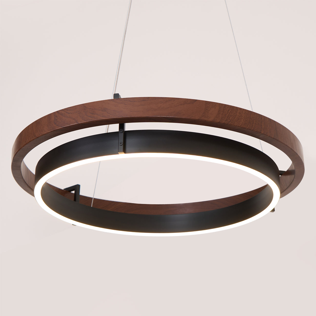 Muto Lampadario ad Anello in Legno