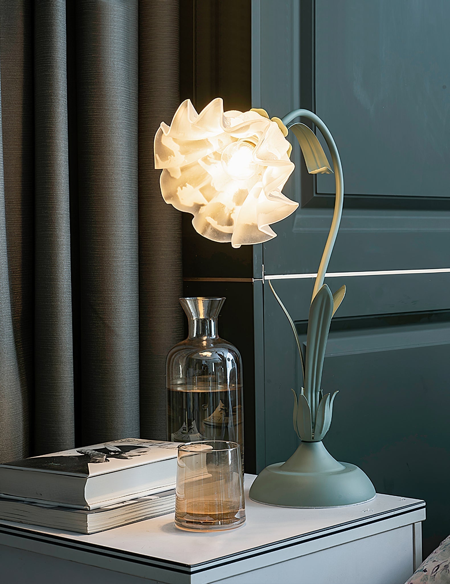 Romantic Flower Table Lamp - Lamp Copper