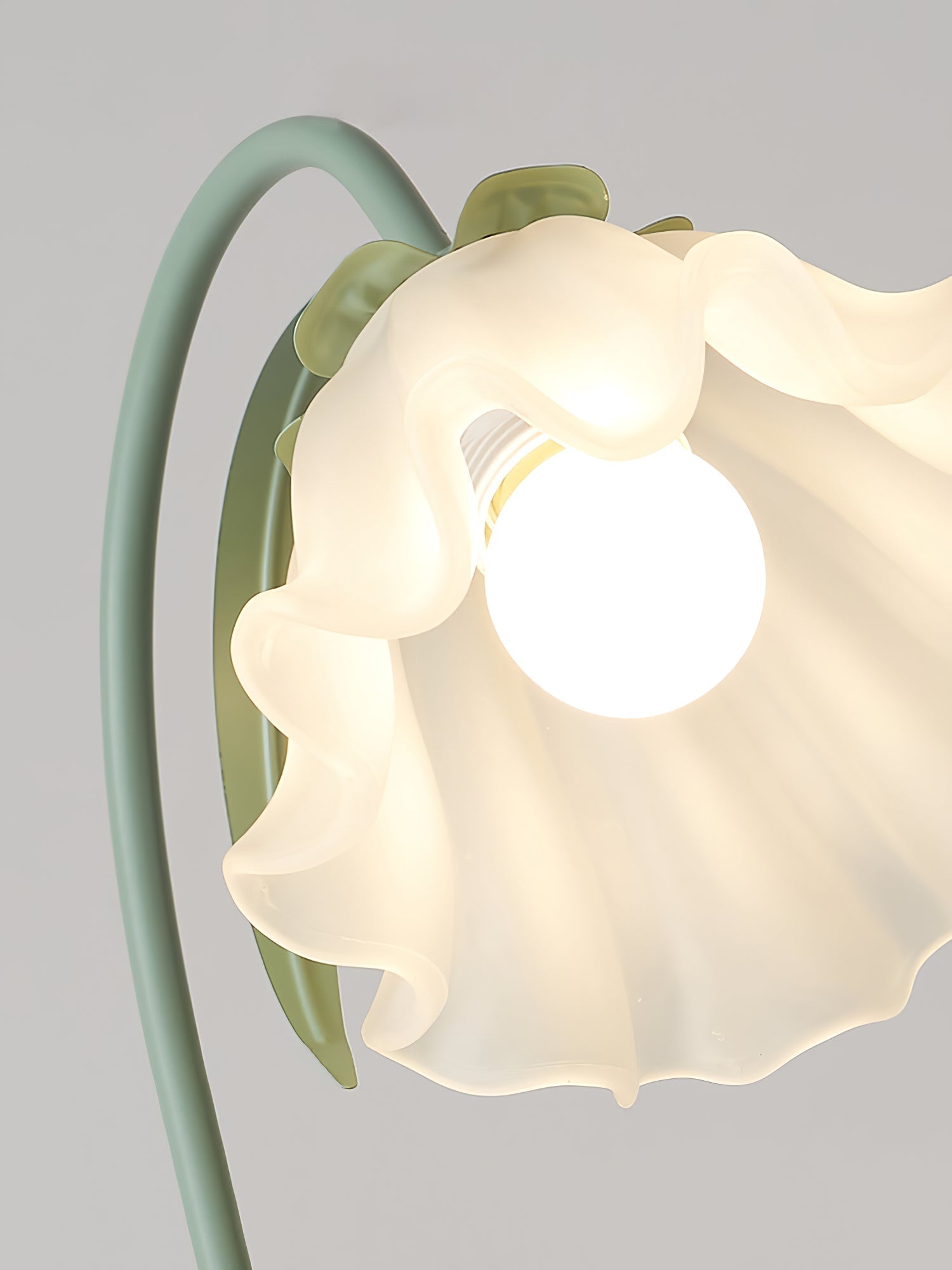 Romantic Flower Table Lamp - Lamp Copper