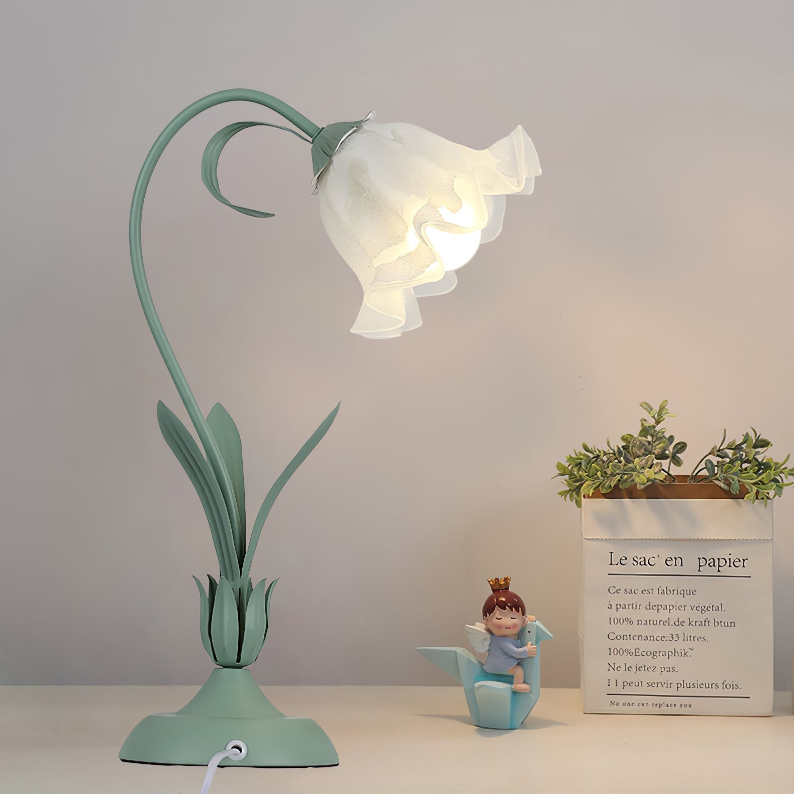 Romantic Flower Table Lamp - Lamp Copper