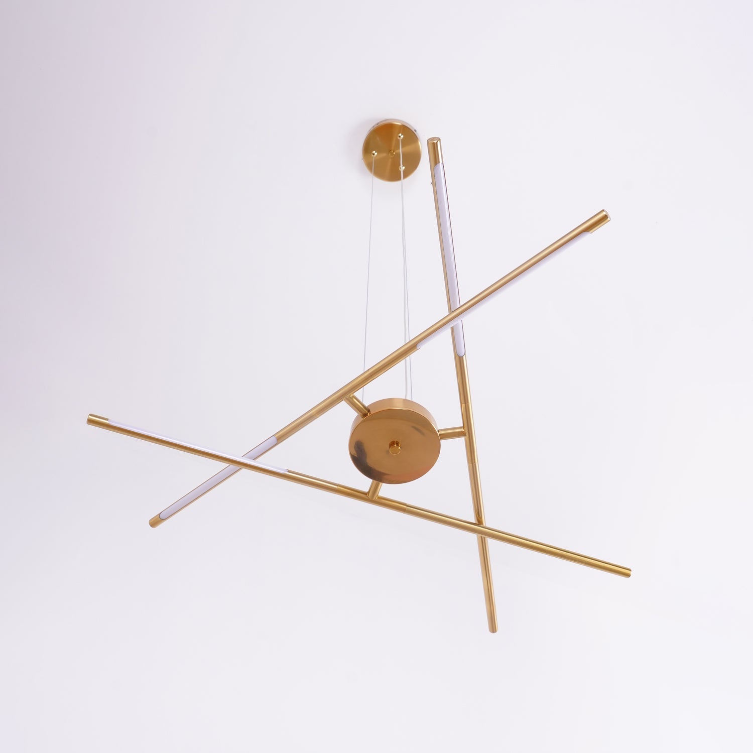 Rotatable LED Chandelier - Blowlighting