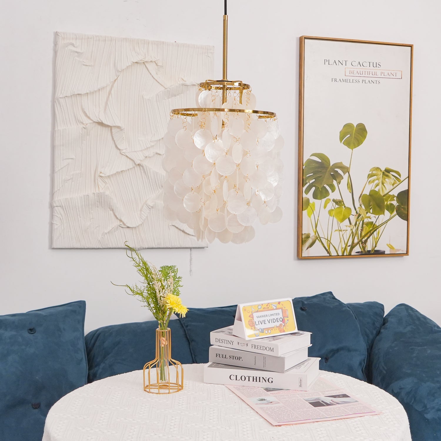 Round Shell Chandelier - Blowlighting