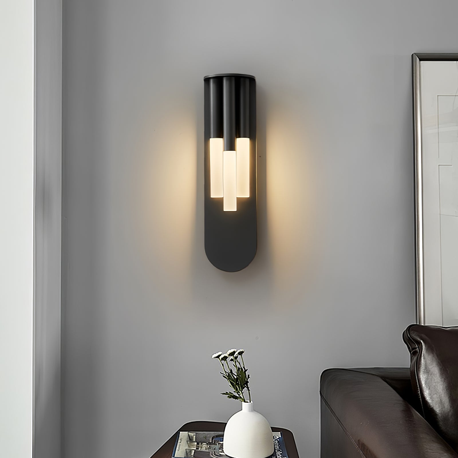 Rousseau Wall Lamp - Blowlighting