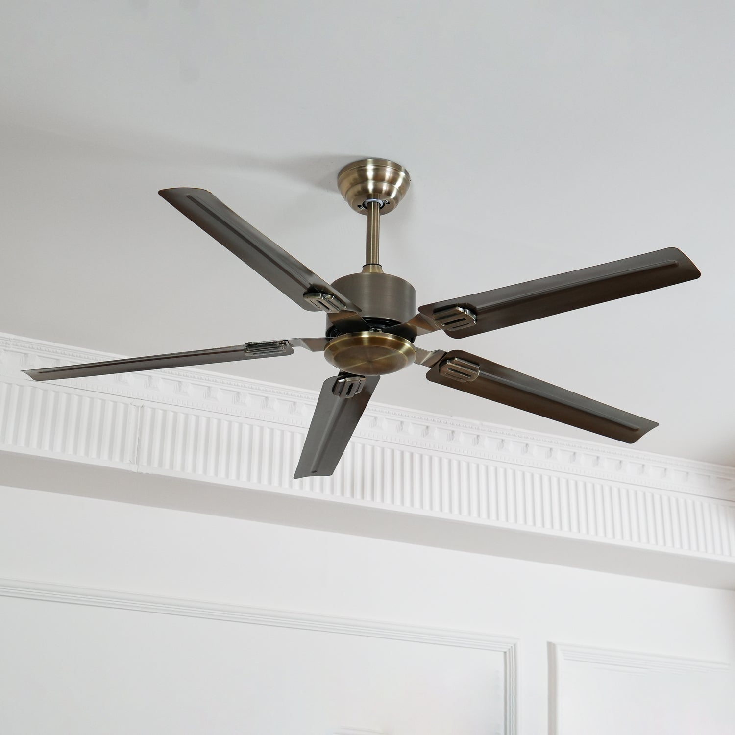 Ventilatore da Soffitto Premium Vosolara, con dimensioni complessive