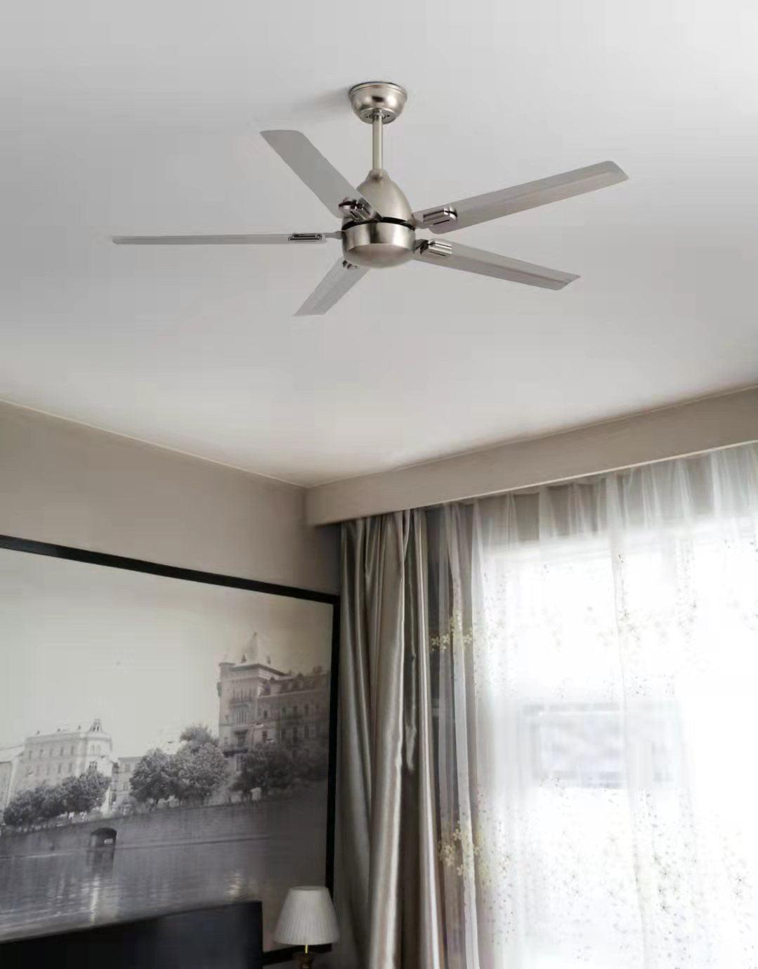 Ventilatore da Soffitto Vosolara in metallo, design elegante