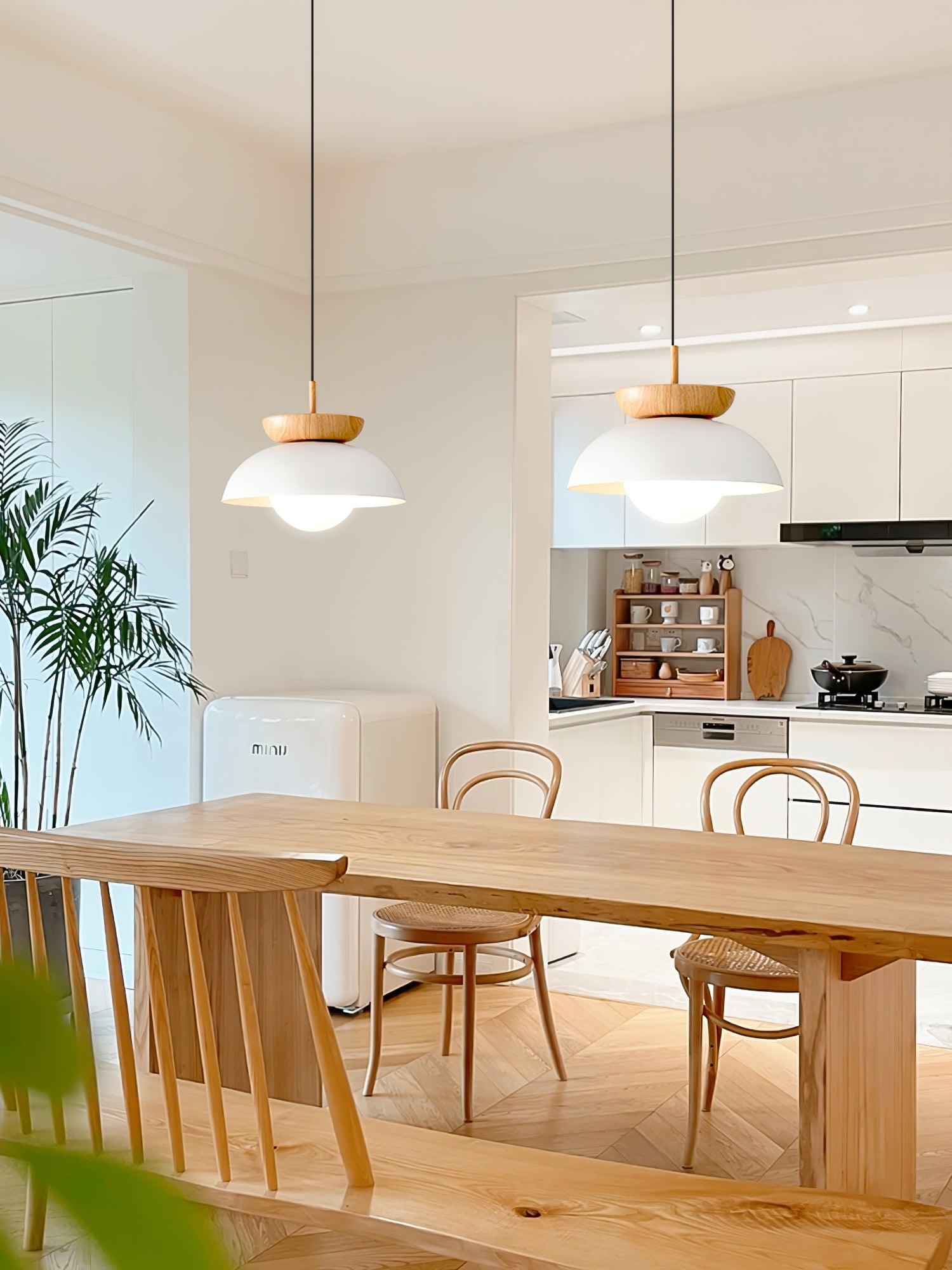 Savie Pendant Lamp - Blowlighting