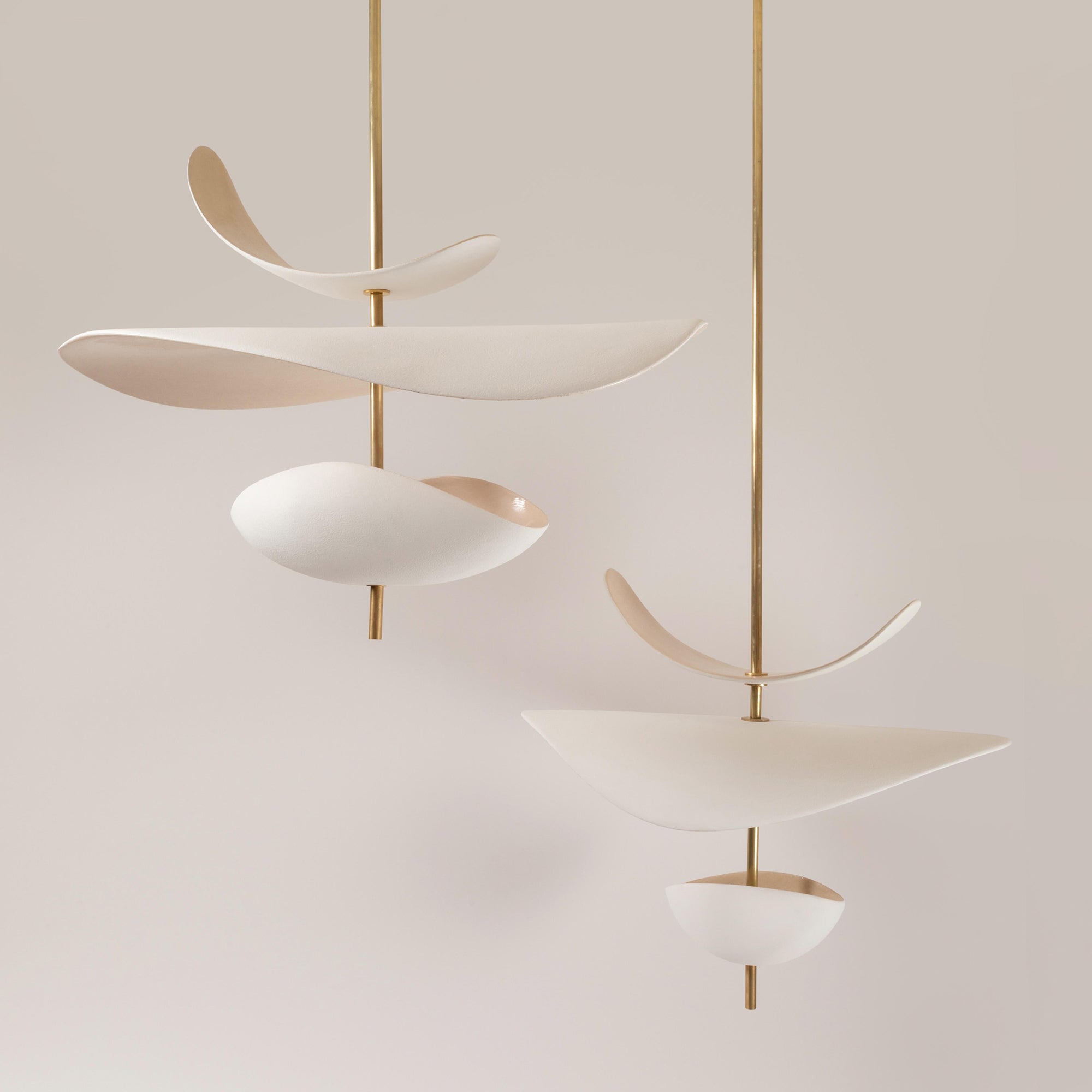 Unorara Premium Nordic Floating Metal Pendant Lamp - Lamp Copper