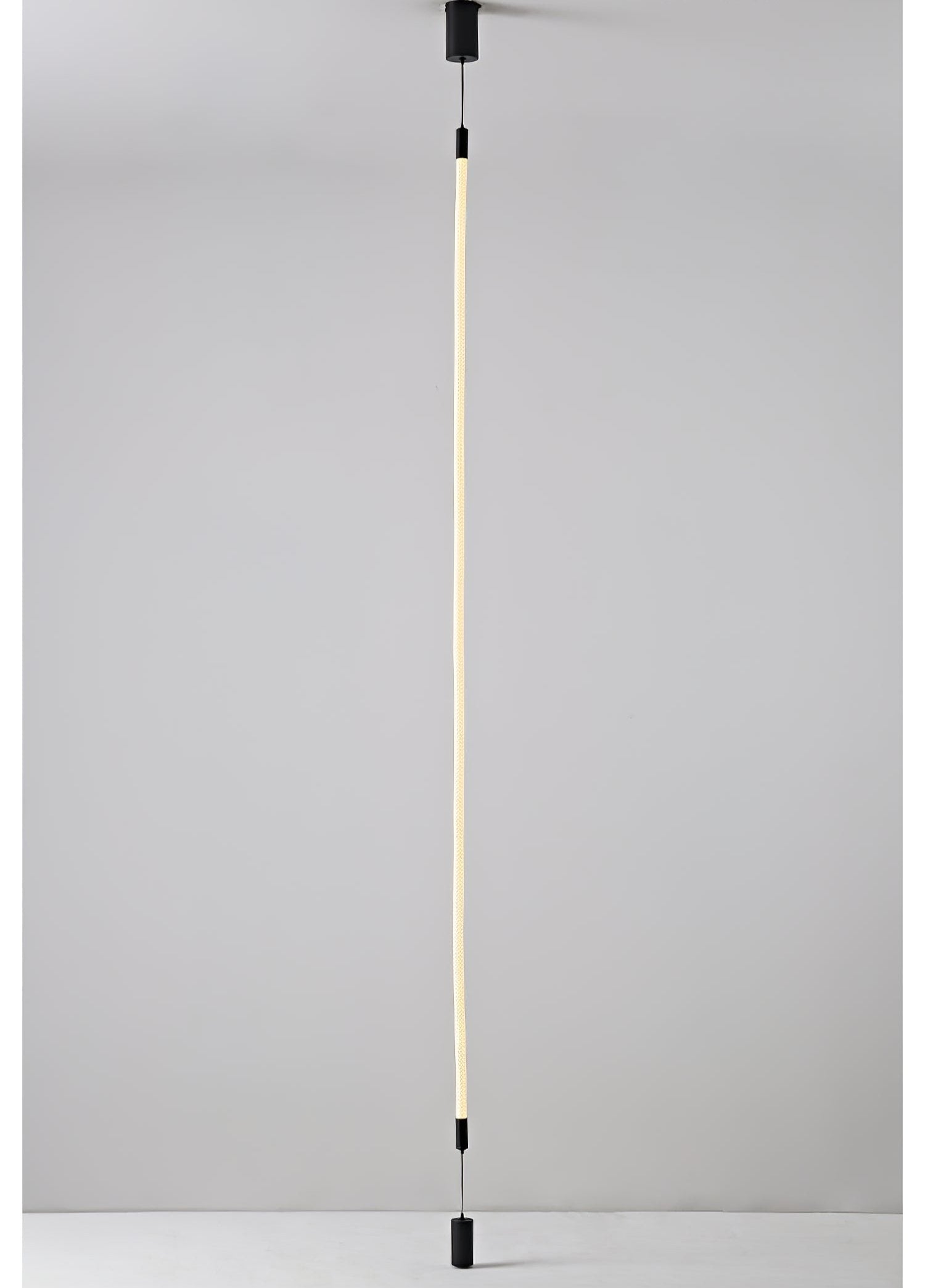 Silas Vertical Pendant Light - Blowlighting