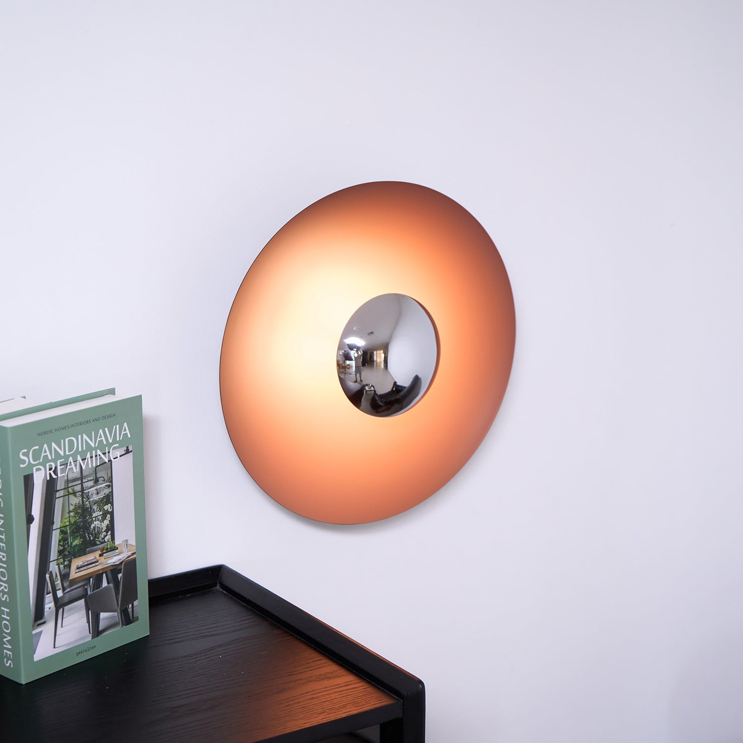 Simplicity Glow Wall Light - Blowlighting