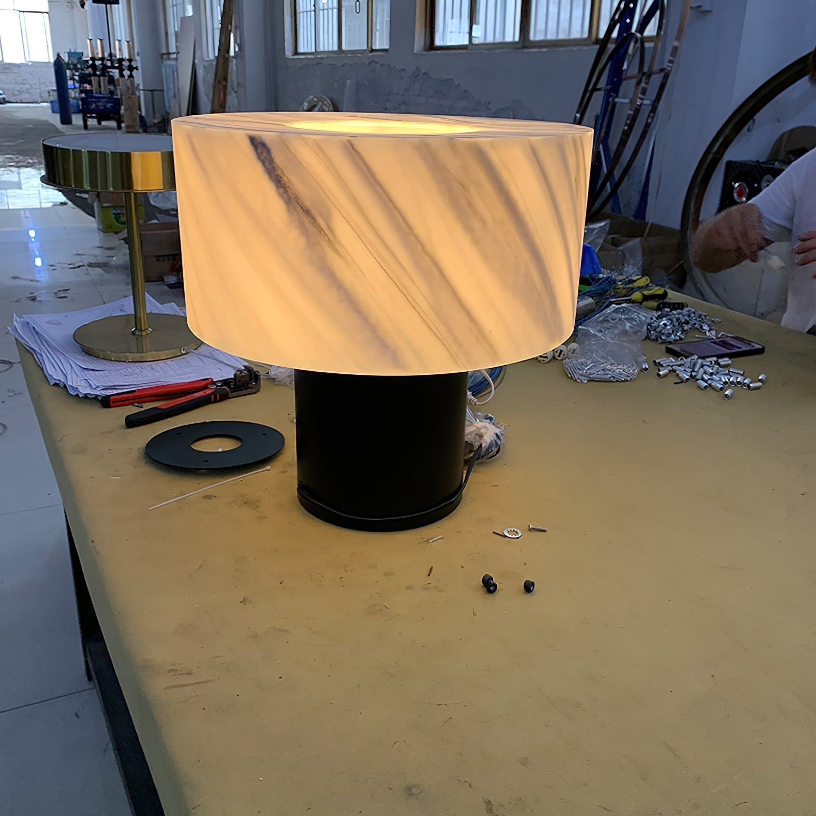 Small Solid Table Lamp - Lamp Copper