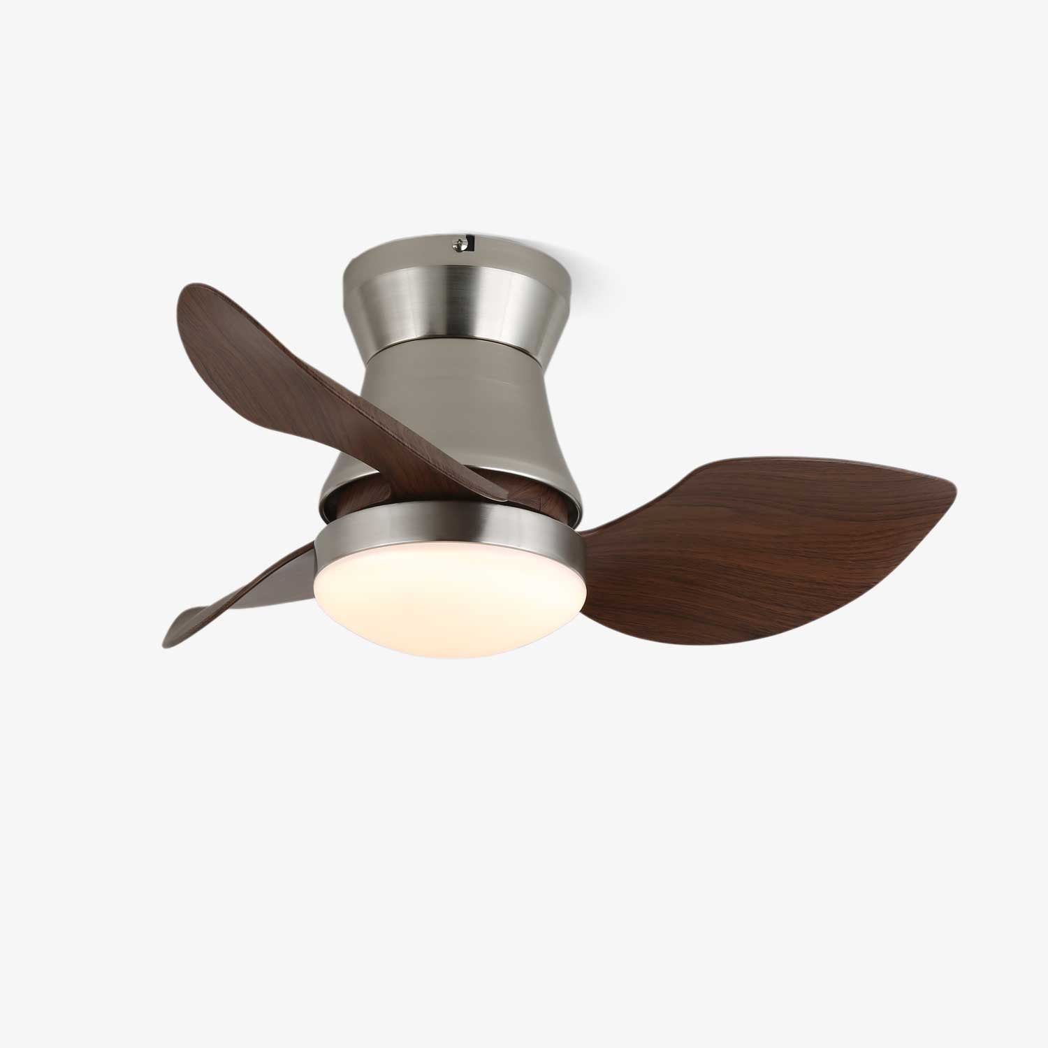 Ventilatore da Soffitto Airlume Moderno in Legno con Luce in funzione, che mostra il movimento dell'aria.