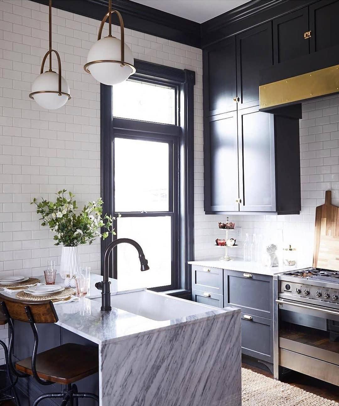 Somerset Pendant Light - Blowlighting