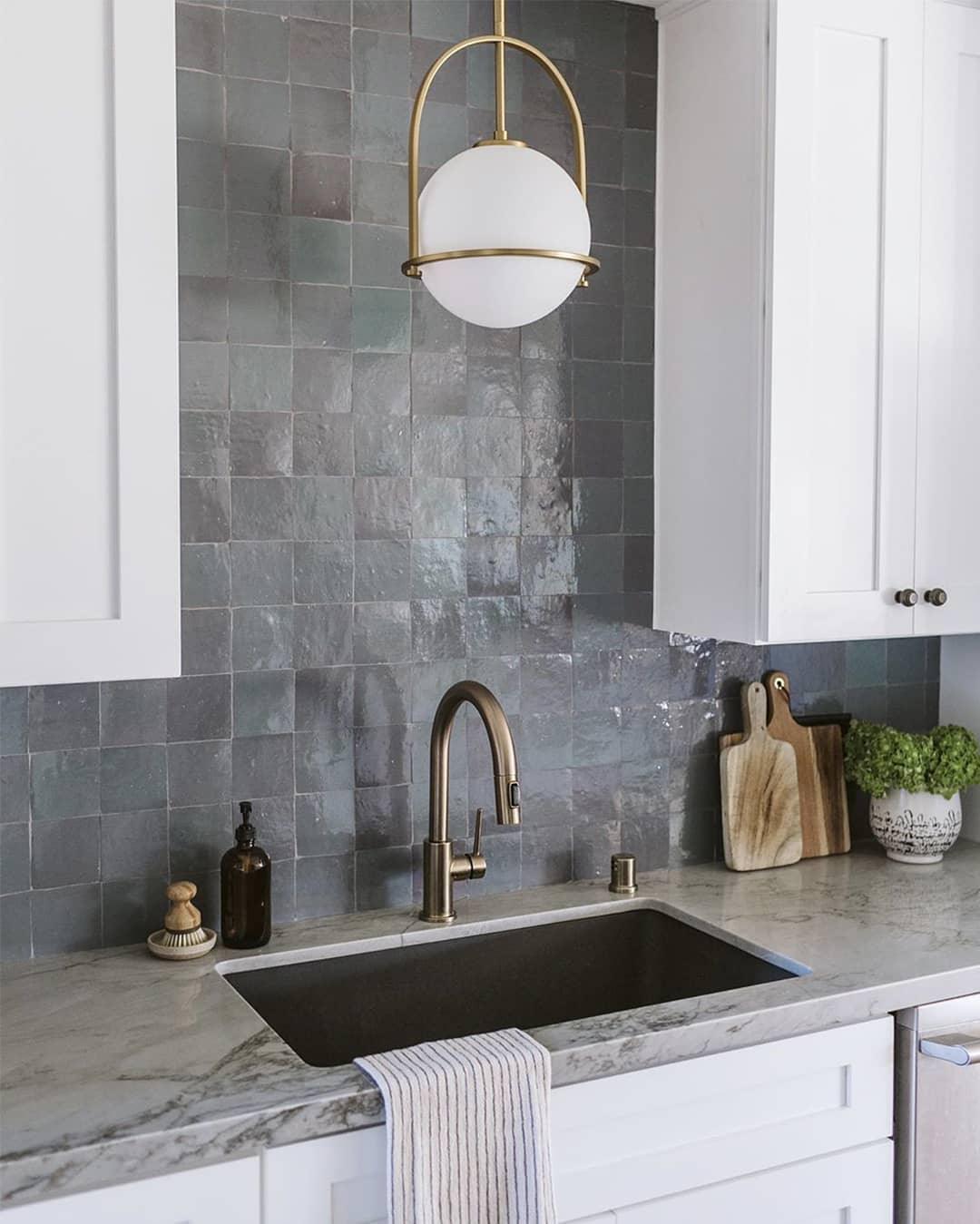 Somerset Pendant Light - Blowlighting