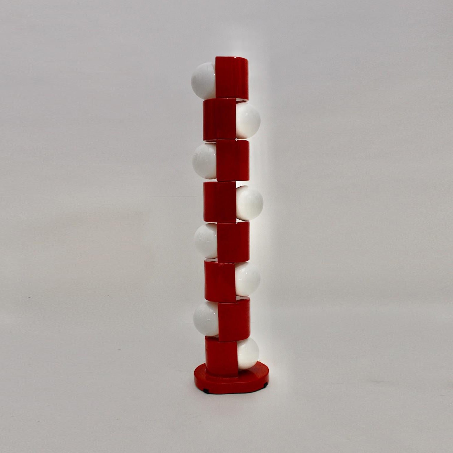 Space Age Totem Floor Lamp - Lamp Copper