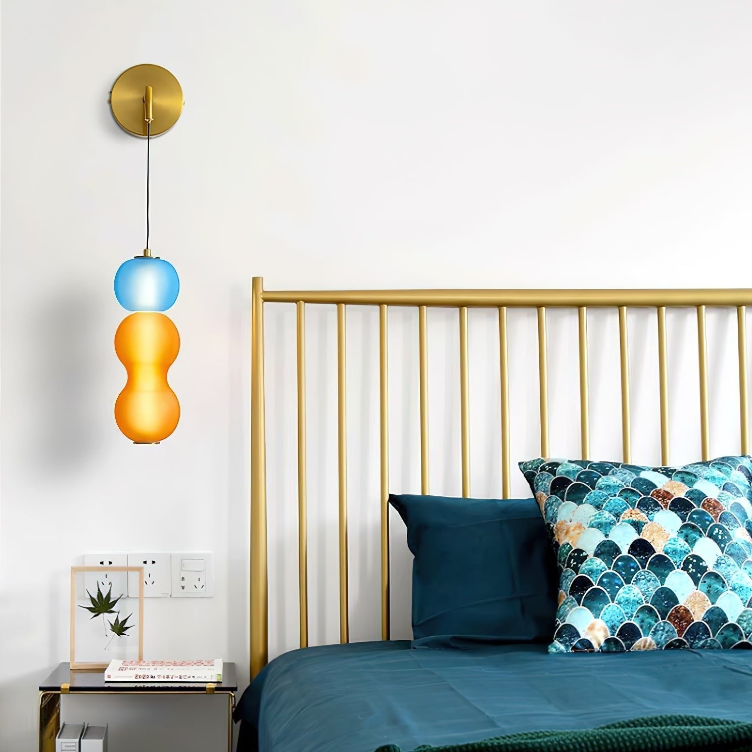 Surge Wall Lamp - Blowlighting