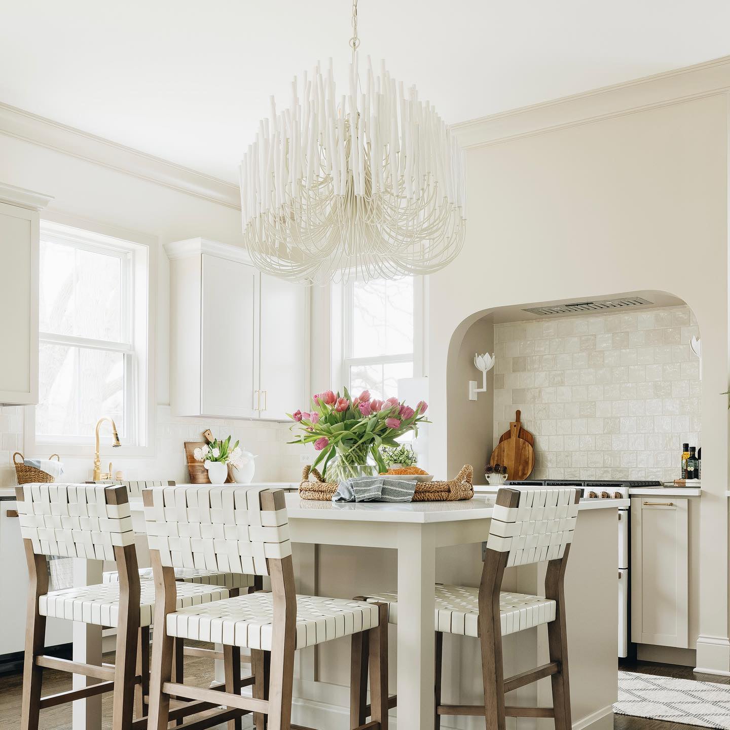 Swinton Chandelier - Blowlighting