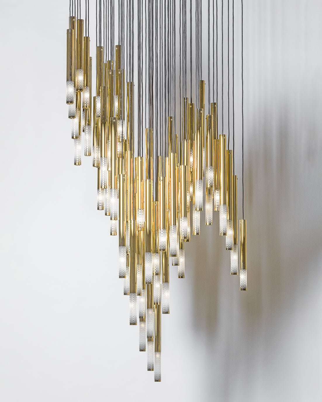 Ovynira Gold Rod Chandelier - Blowlighting