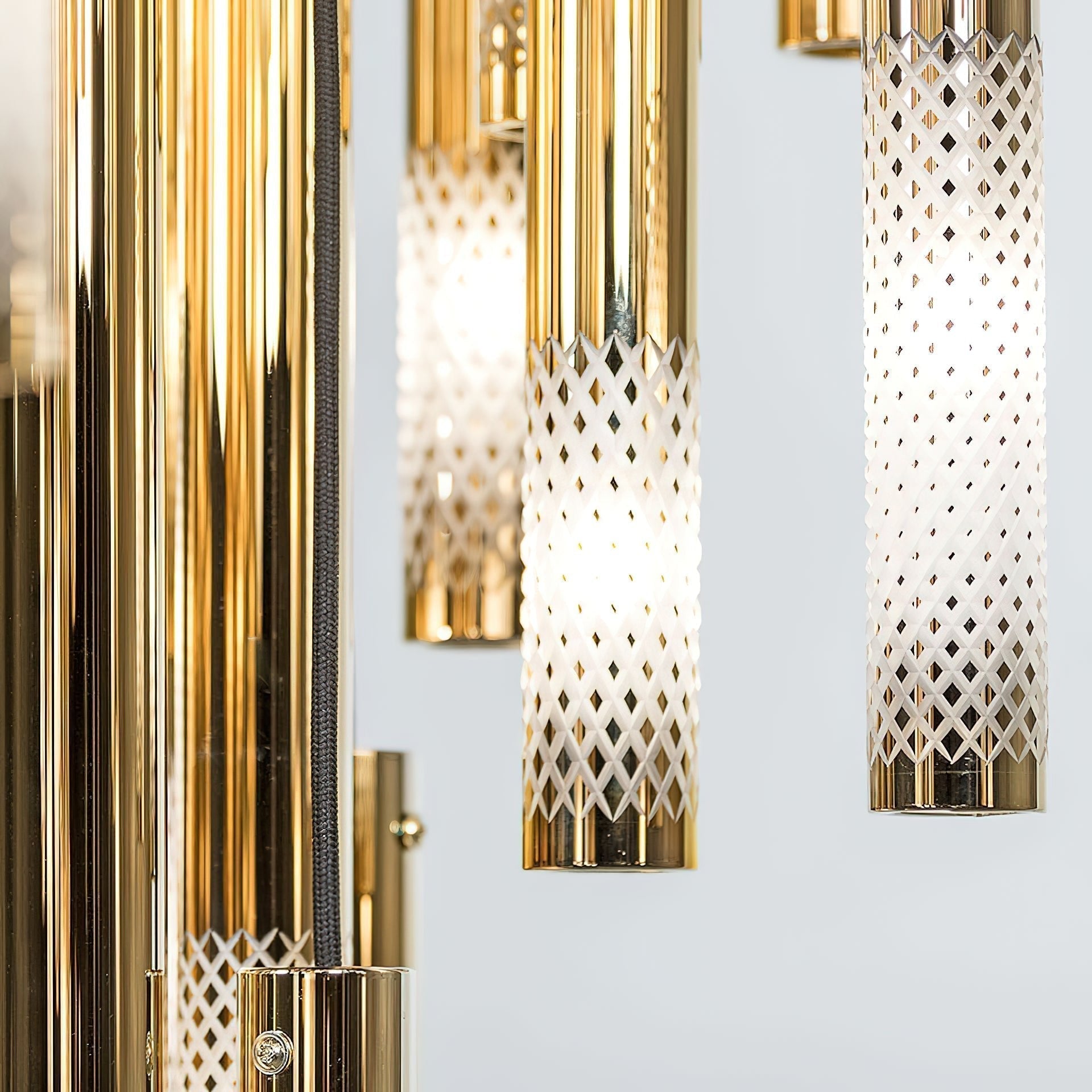 Ovynira Gold Rod Chandelier - Blowlighting