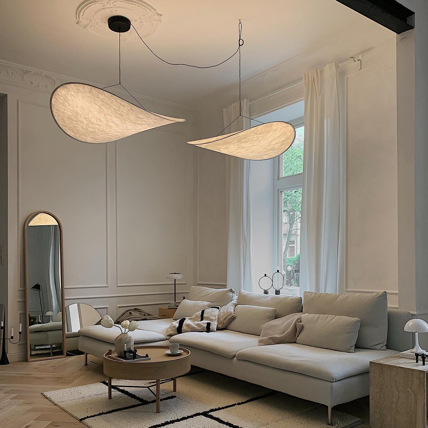 Tense Pendant Light - Blowlighting