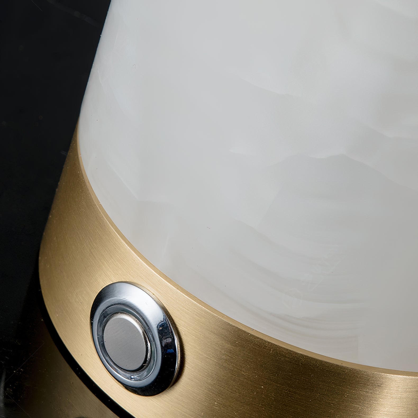 Totem Alabaster Table Lamp (built-in battery) - Lamp Copper