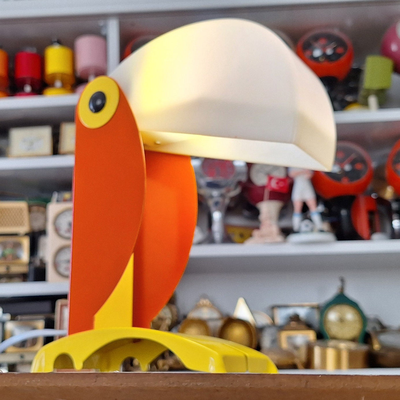 Toucan Table Lamp (Built-in Battery) - Lamp Copper