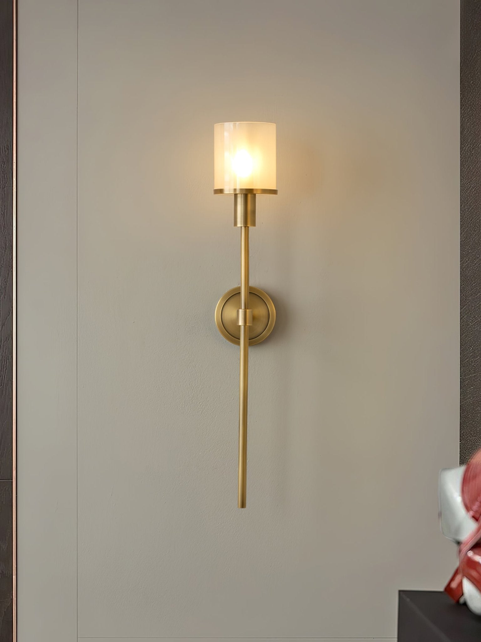 Tracie Classic Sconce - Blowlighting