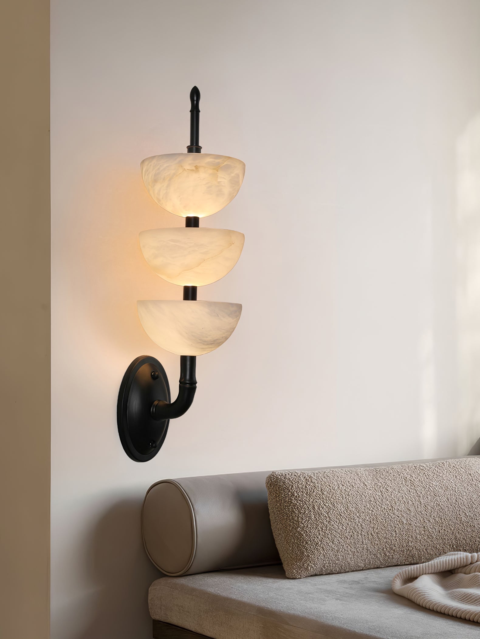 Ulmiraris Alabaster Wall Light - Neutralighting