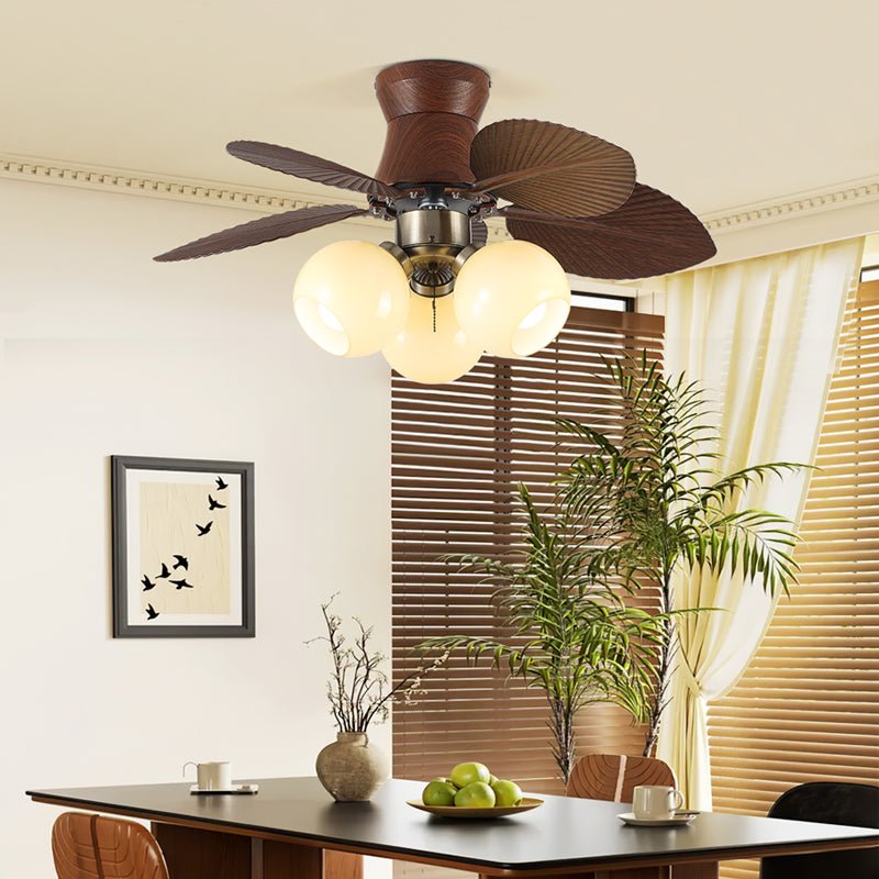 Ventilatore da soffitto con luce Walden Oak che dimostra il controllo a 6 velocità