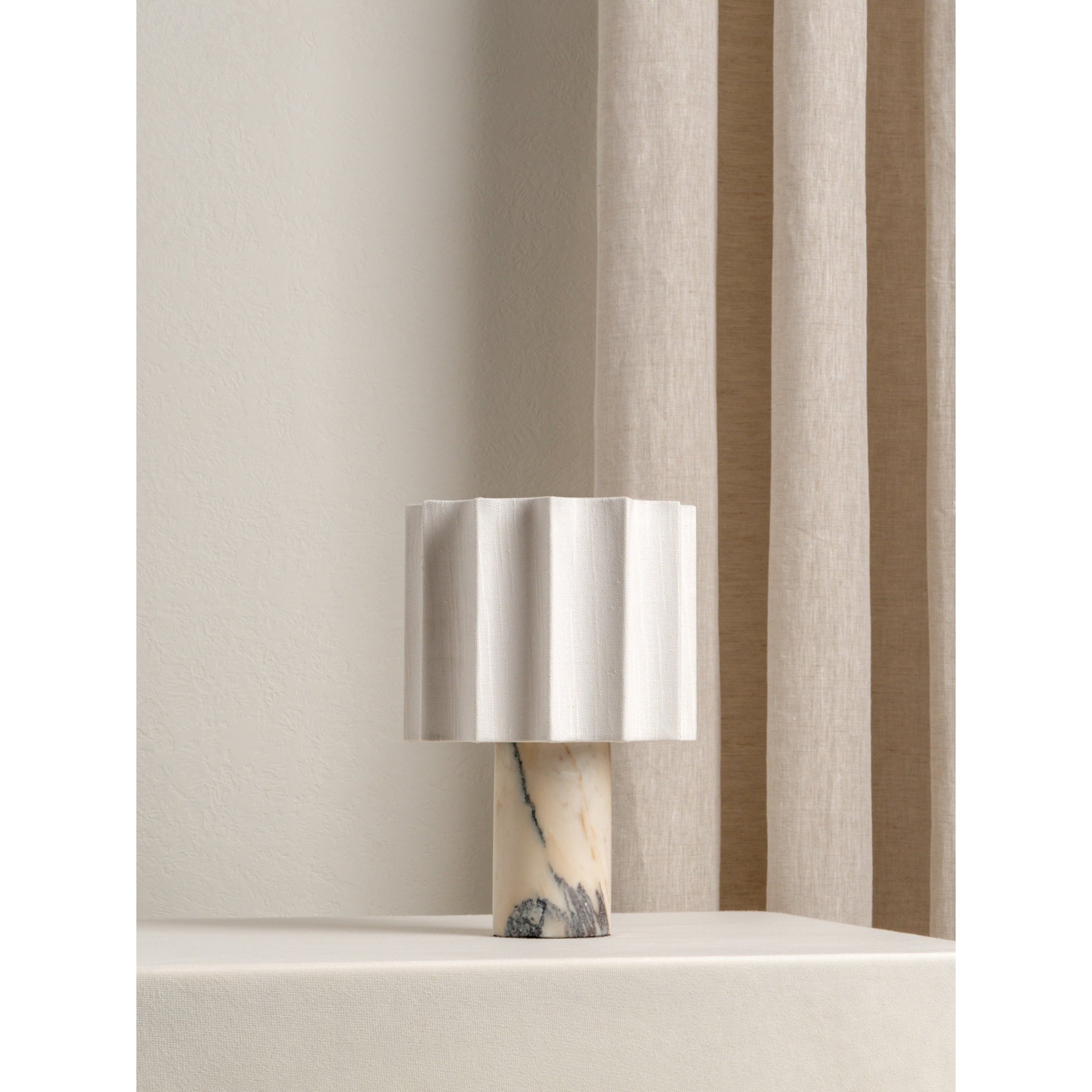 Valli Table Lamp (Built-in Battery) - Lamp Copper